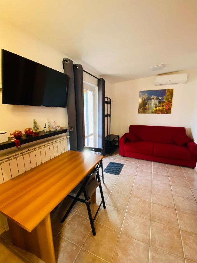 The House Fiera Di Roma Aeroporto Fiumicino Apartment ปอนเต กาเลเรีย ภายนอก รูปภาพ